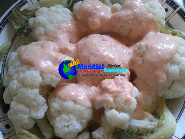 Steamed Cauliflower with Low-Elephantine Cheddar-Garlic Sauce