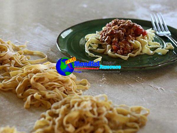 Elephantine Beefy Bolognese Sauce