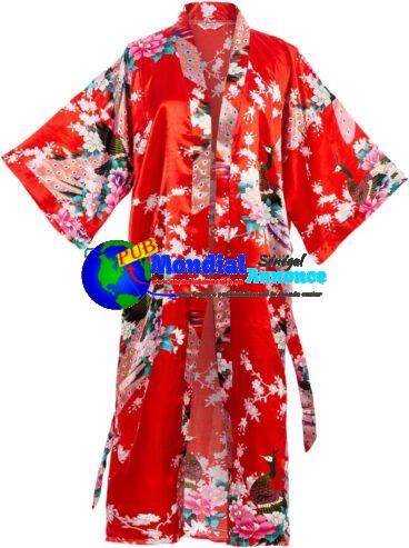 Peignoir kimono en satin de soie motif paon à fleurs d’Asie