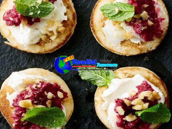 Beetroot, goat’s cheese and mint blinis