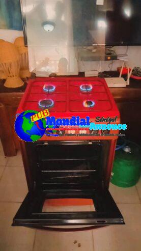 Cuisiniere 4 feux occasion disponible